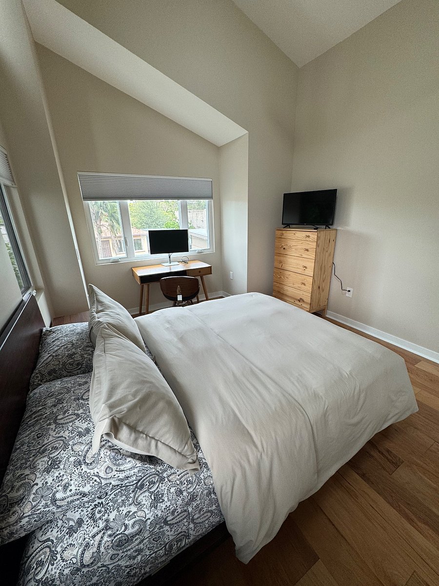 Furnished Finder property 821877_1 photo 3