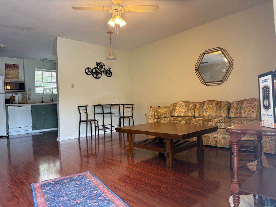 Furnished Finder property 821883_2 photo 5