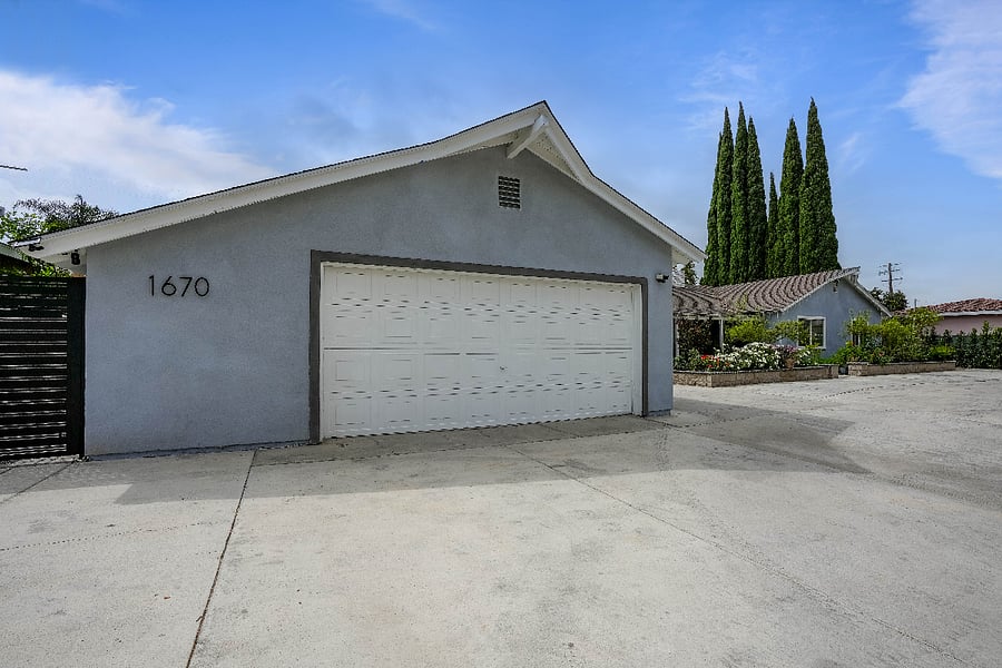 Parking Driveway