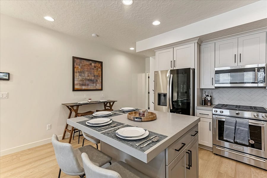 Furnished Finder property 821915_1 photo 4