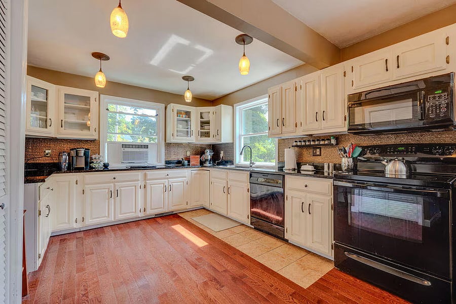 Furnished Finder property 821939_1 photo 11