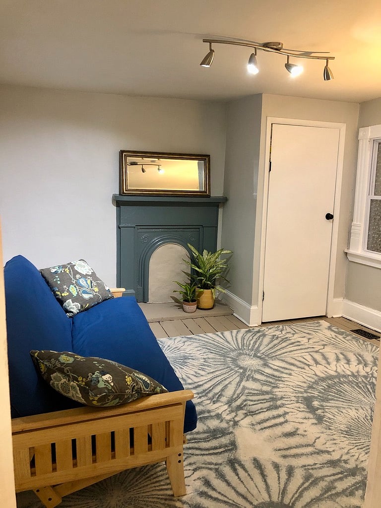 The full-size futon is solid wood and surprisingly comfortable. Linen closet has everything you'll need to set it up as a bed.
