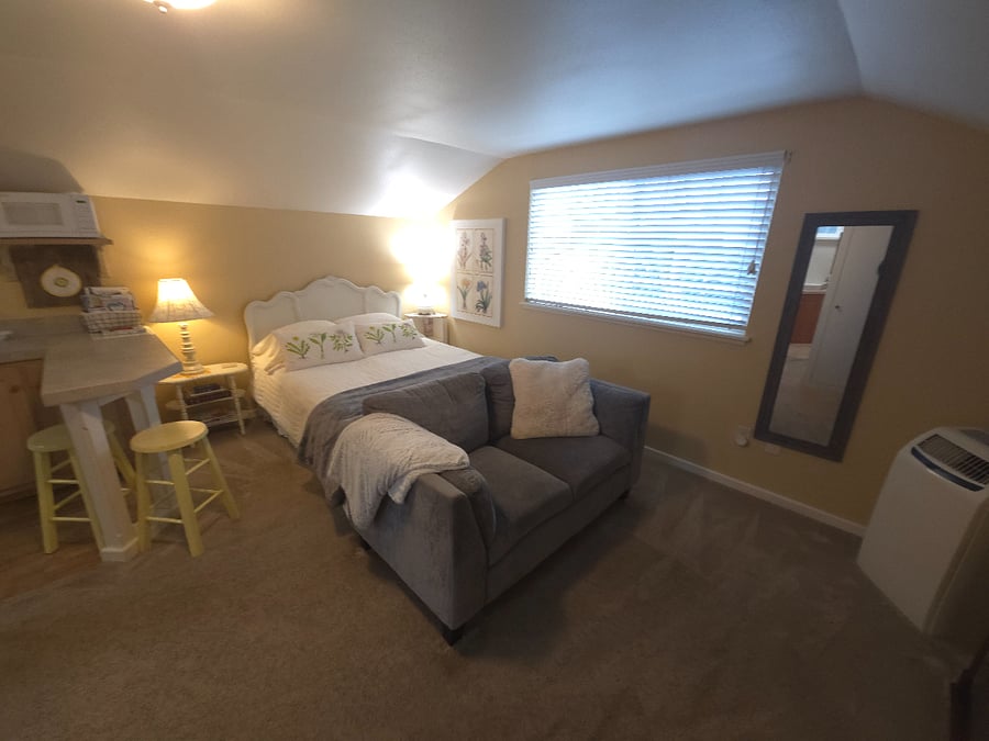 Furnished Finder property 822023_1 photo 3