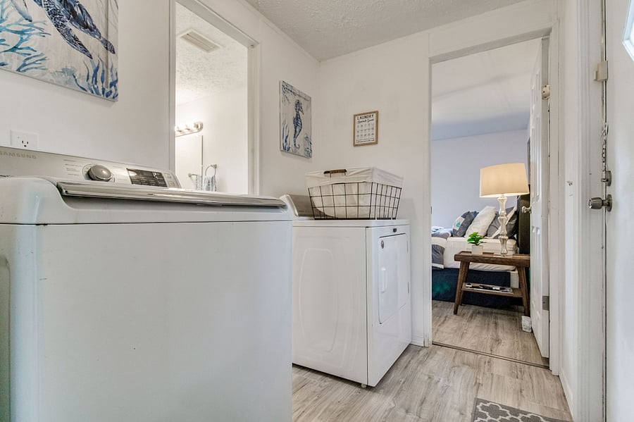 Furnished Finder property 822058_1 photo 17