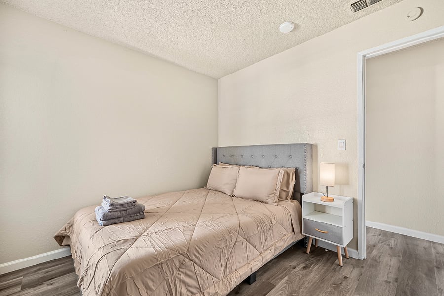 Furnished Finder property 822061_1 photo 46