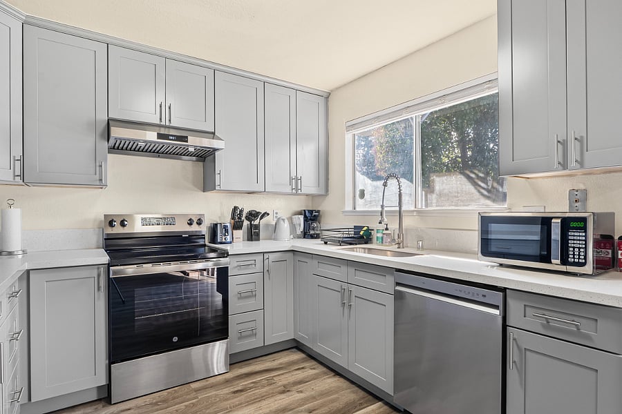 Furnished Finder property 822061_1 photo 11