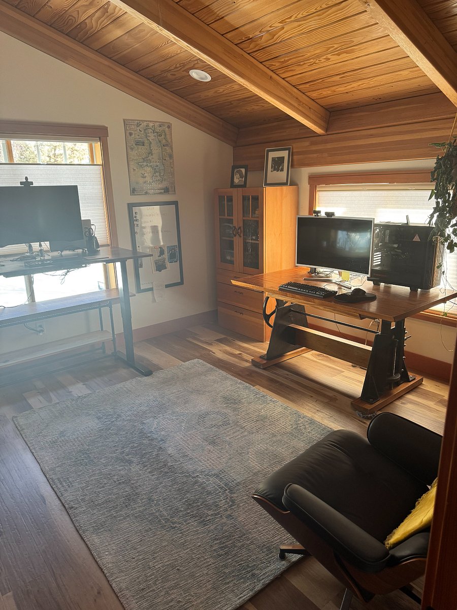 Home office (desks will not be included), can alos be setup as 4th bedroom.