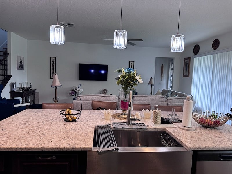 Furnished Finder property 822074_1 photo 1