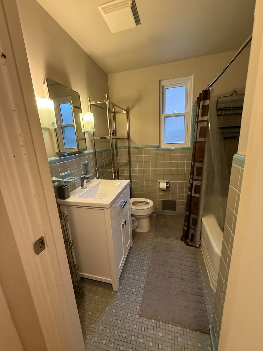 full bathroom on the second floor