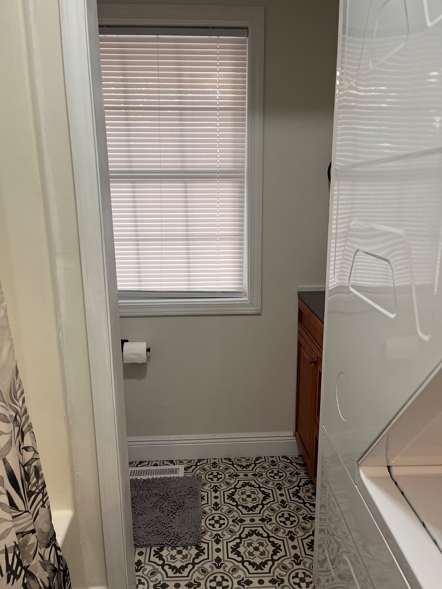 Furnished Finder property 822200_1 photo 9