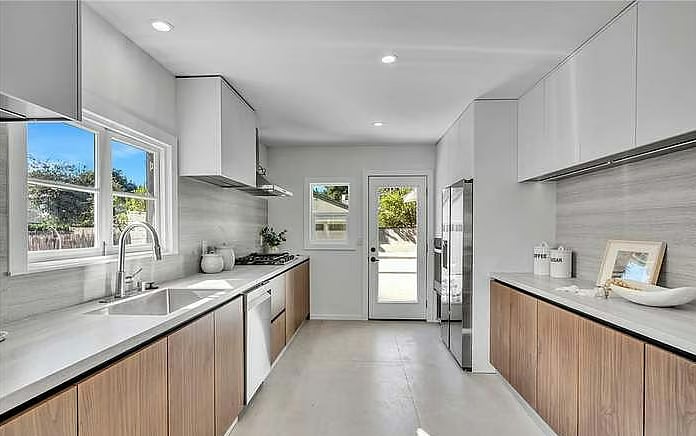 Furnished Finder property 822211_1 photo 6