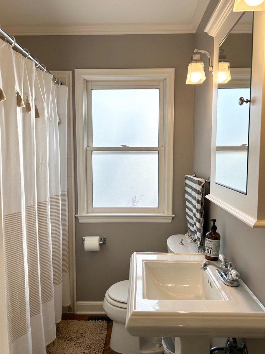 Main floor bathroom with a bathtub.