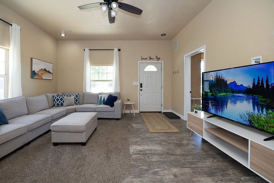 Furnished Finder property 822490_1 photo 1