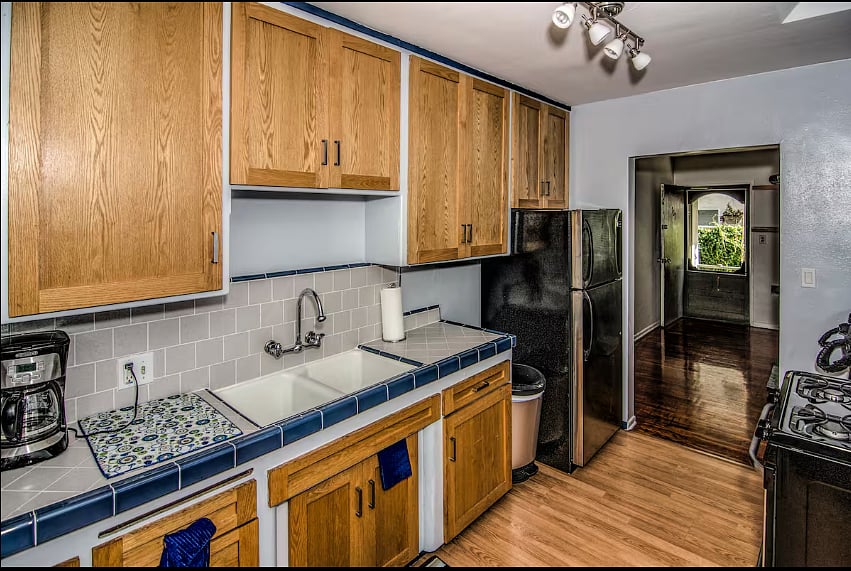 Furnished Finder property 822517_1 photo 4