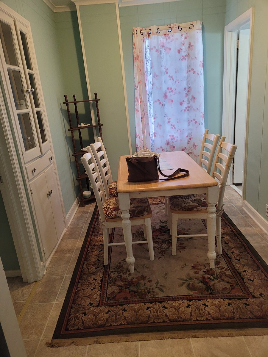 Furnished Finder property 822557_2 photo 2