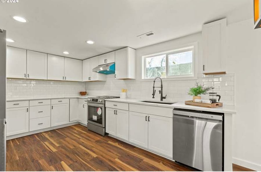 Furnished Finder property 822701_1 photo 4
