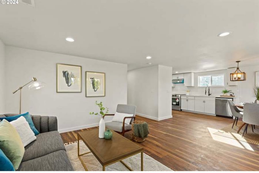 Furnished Finder property 822701_1 photo 5