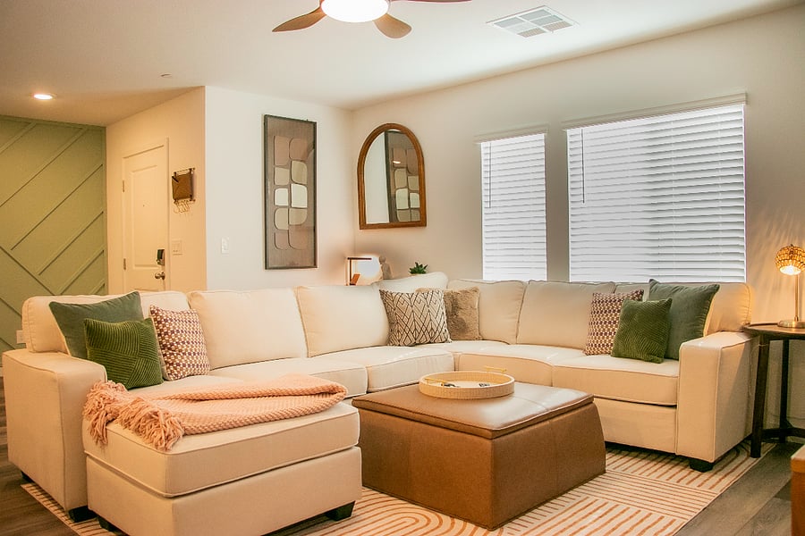 1st Floor: Living Room