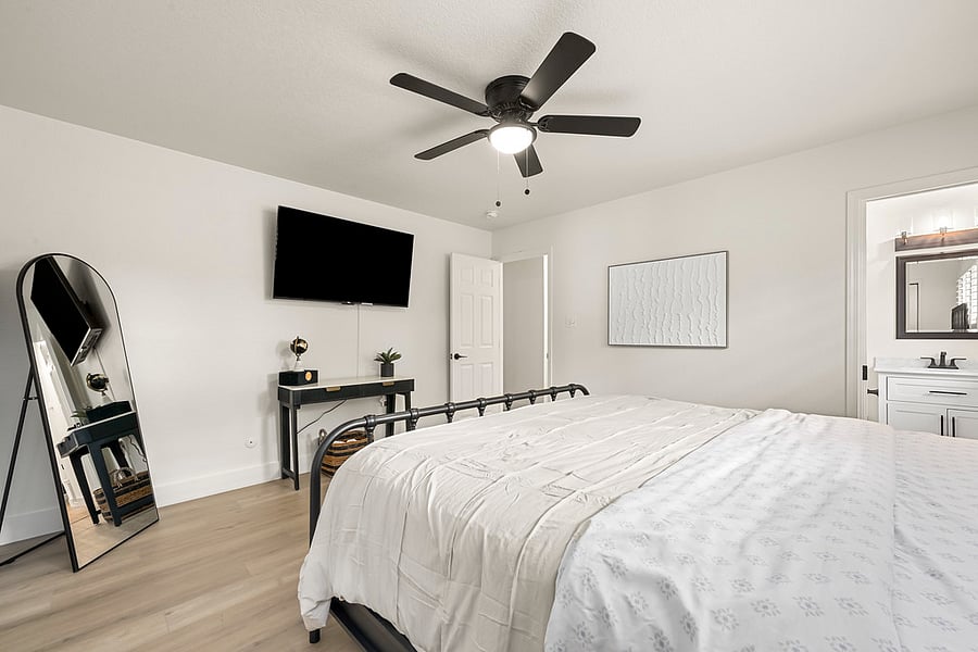 Furnished Finder property 822998_1 photo 11