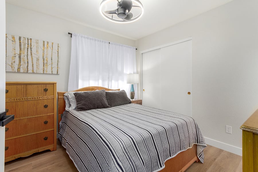 Bedroom 3 With Room Darkening Shades