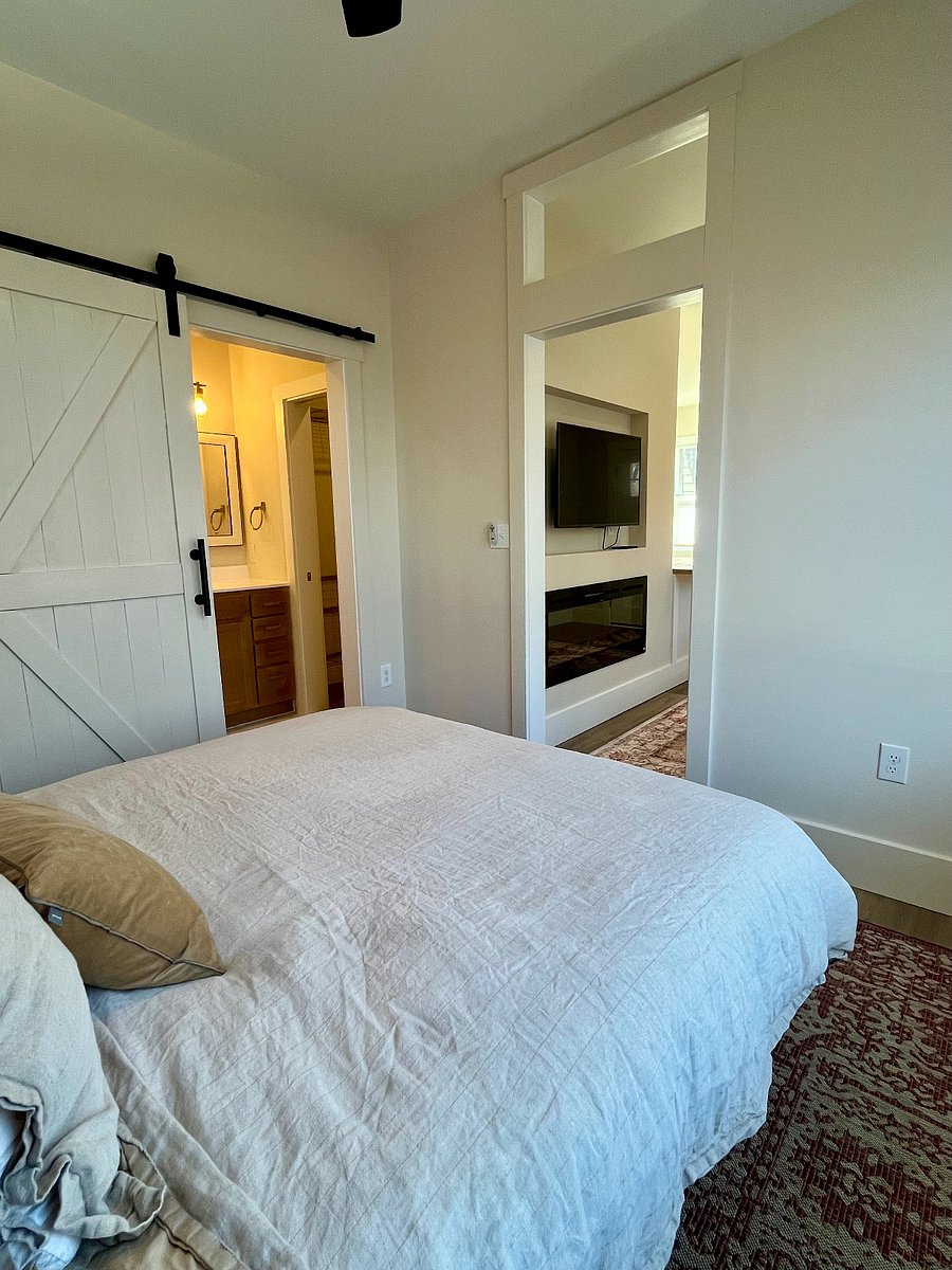 Yellow House Queen sized bed
