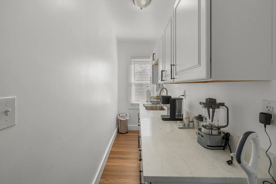 Furnished Finder property 823029_1 photo 9