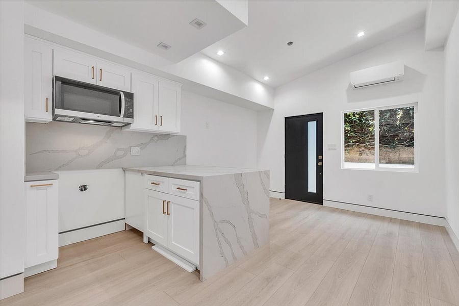 Furnished Finder property 823033_1 photo 9