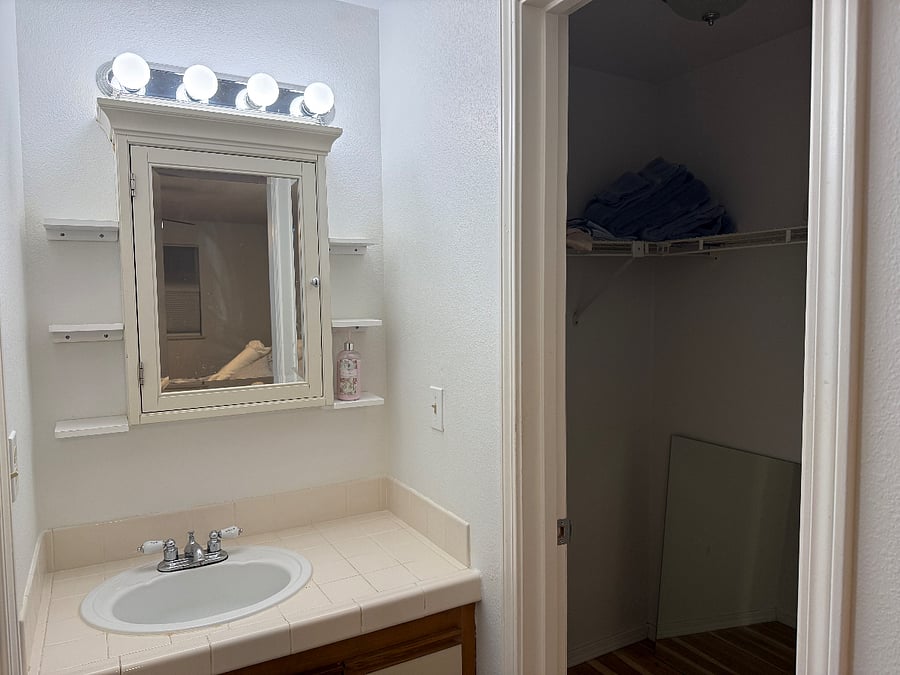 Furnished Finder property 823040_1 photo 4