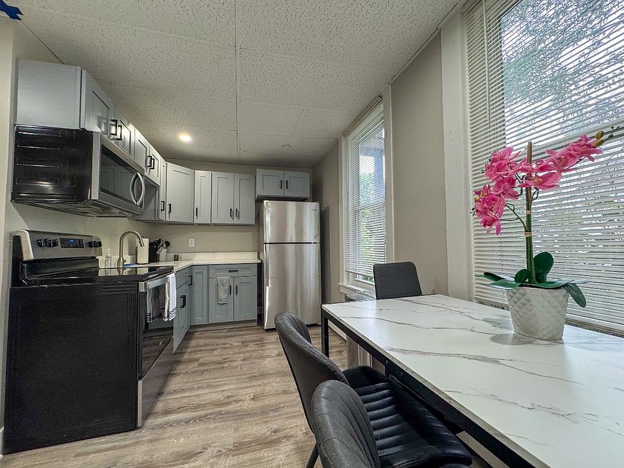 Furnished Finder property 823073_1 photo 6