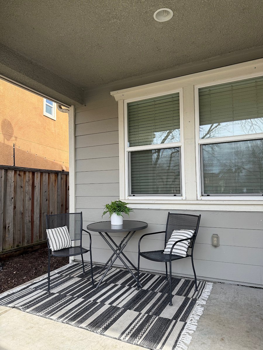 Furnished Finder property 823127_1 photo 3