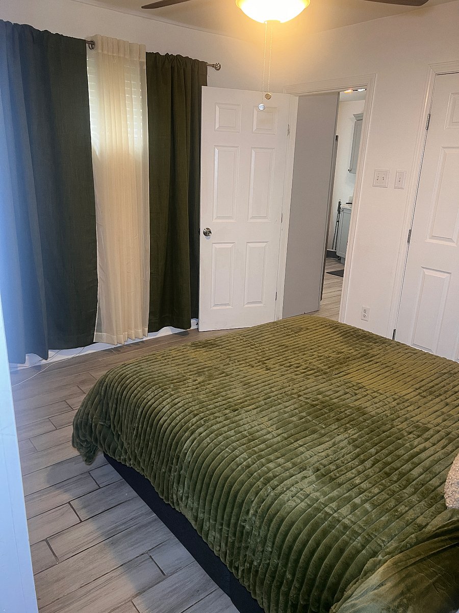 Furnished Finder property 823148_1 photo 12