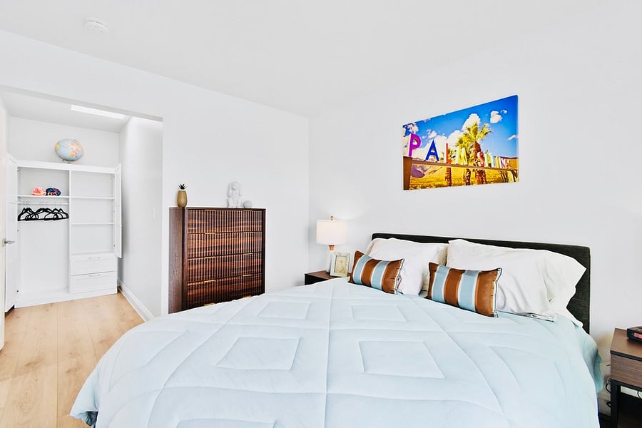 3rd Bedroom with New Casper Queen Bed