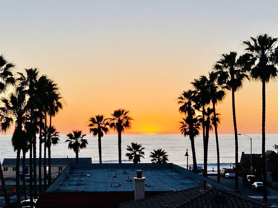 Breathtaking Views & Sunsets from 2nd & 3rd Floors!