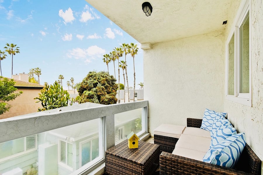 Private Patio with Ample Space and Patio Set
