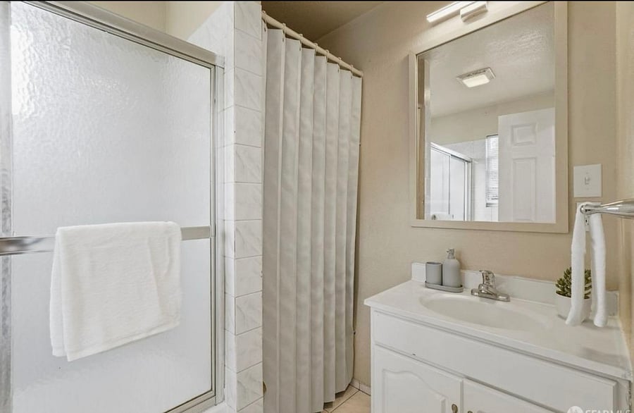 Furnished Finder property 823165_1 photo 3