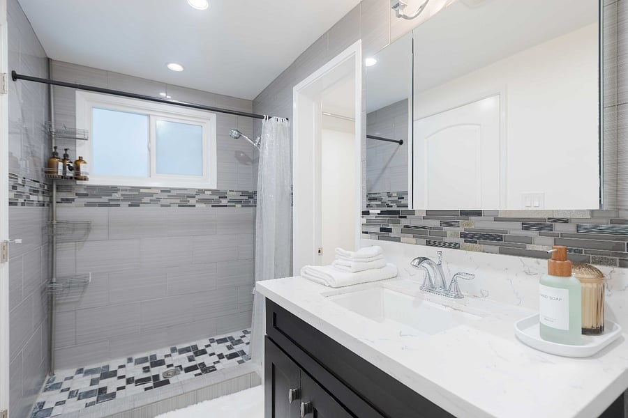 Furnished Finder property 823215_1 photo 22