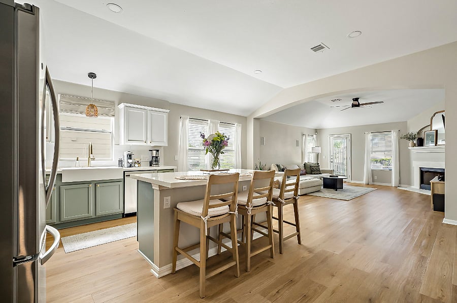 Furnished Finder property 823370_1 photo 1
