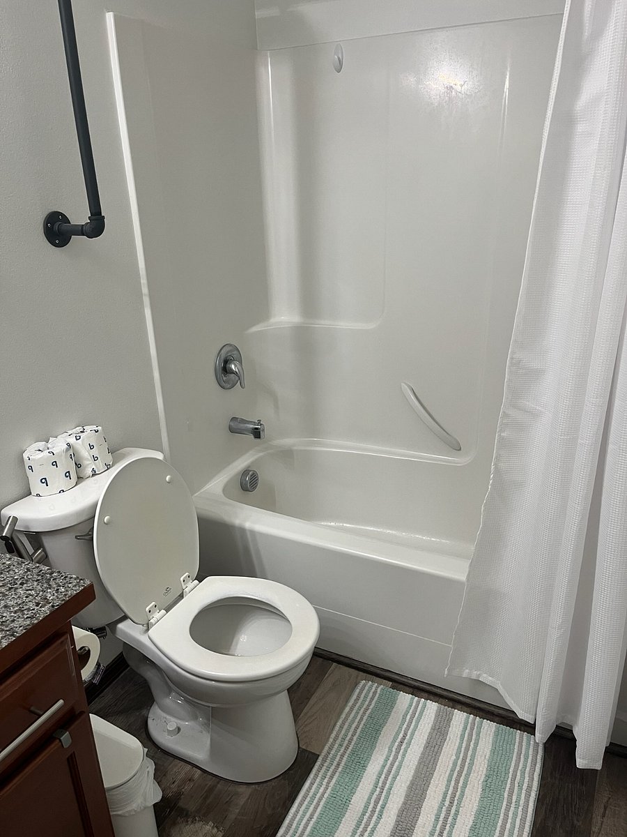Furnished Finder property 823387_2 photo 10