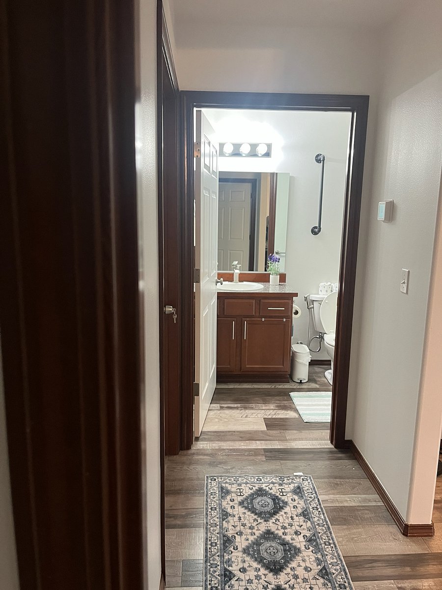 Furnished Finder property 823387_2 photo 14