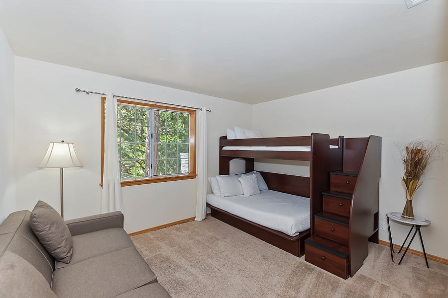 Furnished Finder property 823398_1 photo 13