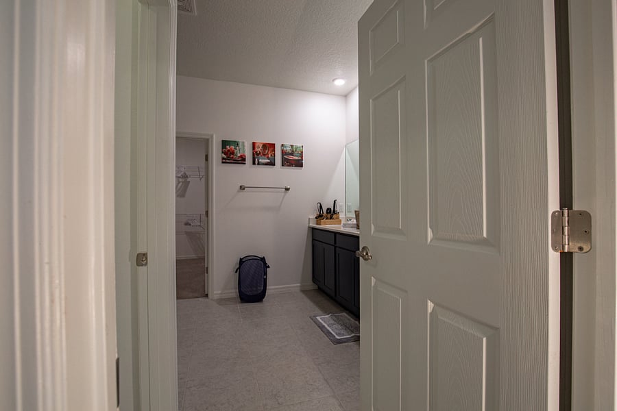 Furnished Finder property 823401_1 photo 12