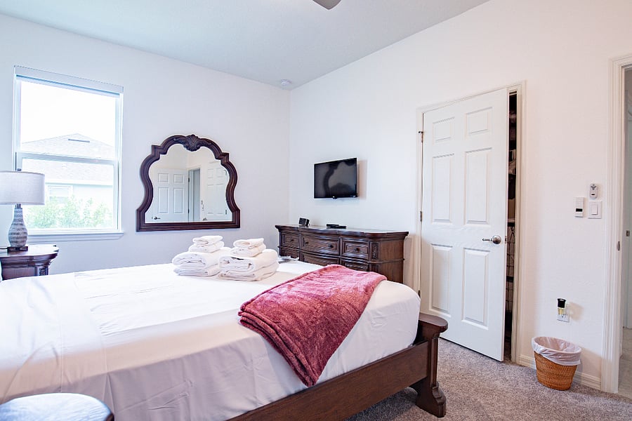 Furnished Finder property 823401_1 photo 24
