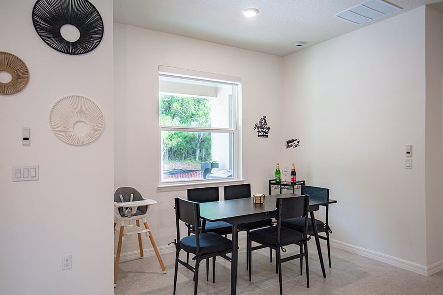 Furnished Finder property 823401_1 photo 38
