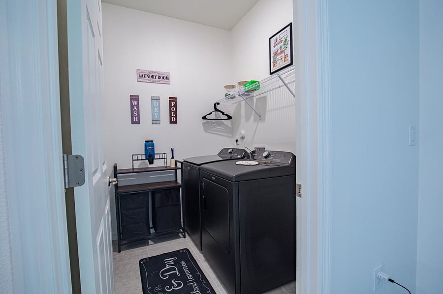 Furnished Finder property 823401_1 photo 44