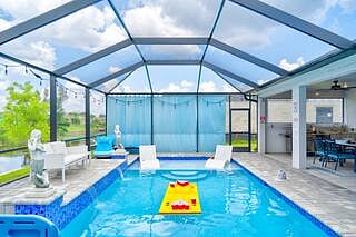 2 sun shelf loungers