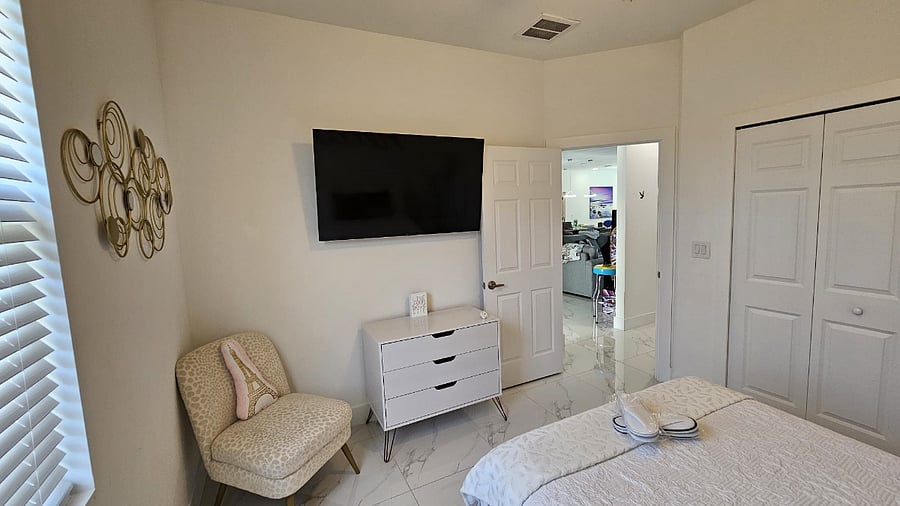 Furnished Finder property 823459_1 photo 21