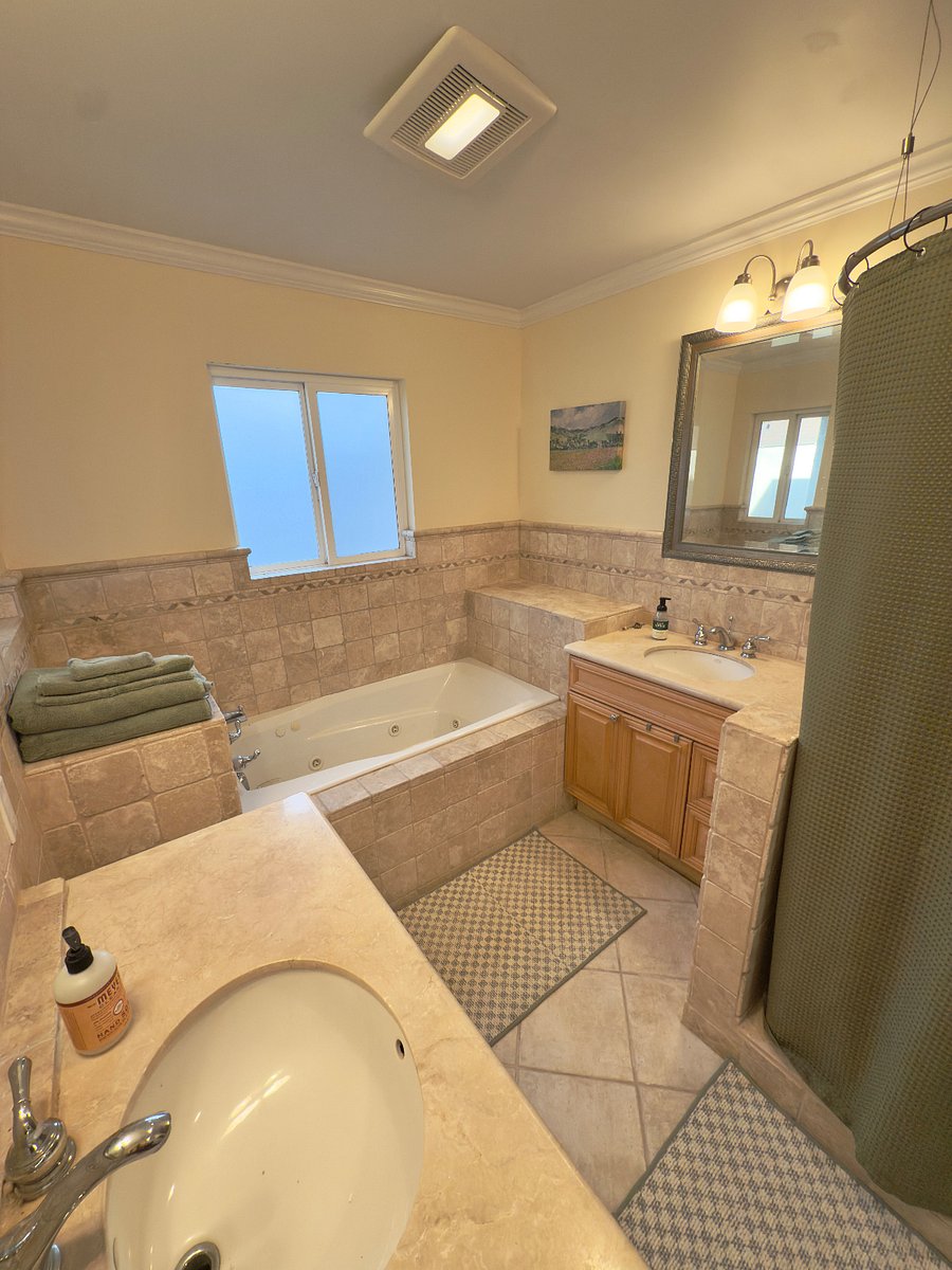 Furnished Finder property 823503_1 photo 10