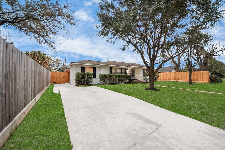 Furnished Finder property 823540_1 photo 12