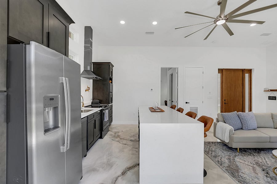 Furnished Finder property 823557_1 photo 7