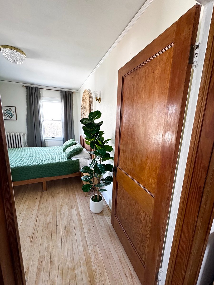 Bedroom entrance